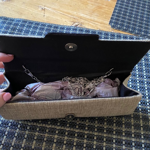 Mod by Design clutch/crossbody - Picture 6 of 6